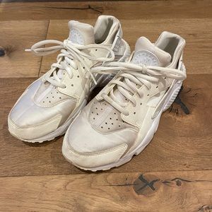 Nike huarache sneaker